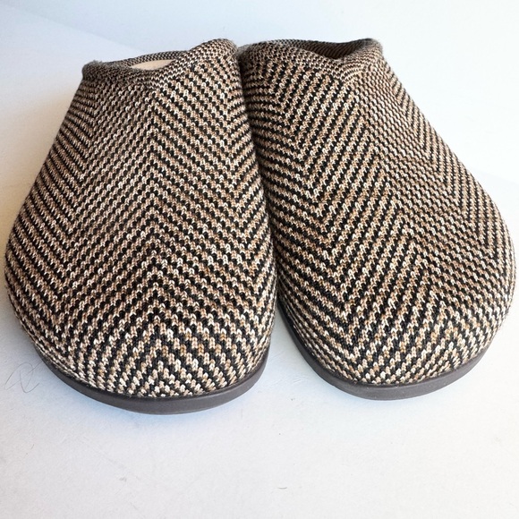 Rothy’s The Casual Clog - Picture 12 of 13